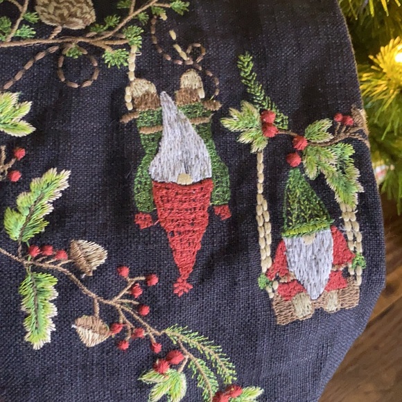 Pottery Barn Holiday Swinging Gnome Embroidered Cotton Gifting Wine Bag Cozy - Picture 8 of 14